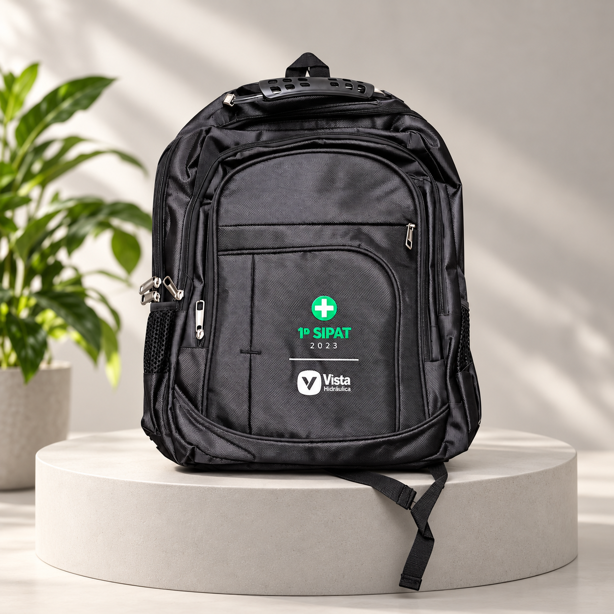 Mochila preta institucional personalizada para SIPAT Vista Hidráulica